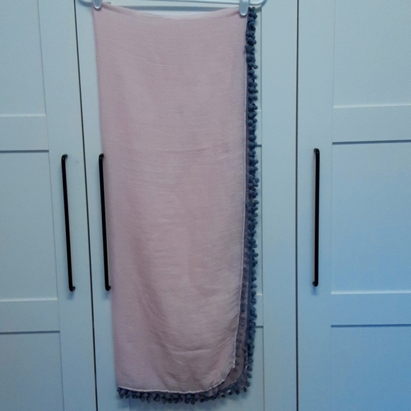 Summer Scarf with pop poms - Picture 1 of 1